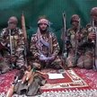 Nagranie z września 2013 roku. Abubakar Shekau (w środku), nowy przywódca Boko Haram, ma powód do dr