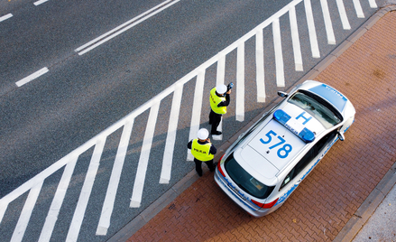 Autem na majówkę: Policja z dronami, strefy wyłączone z ruchu