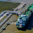 Pływający terminal LNG pod lupą Moskwy
