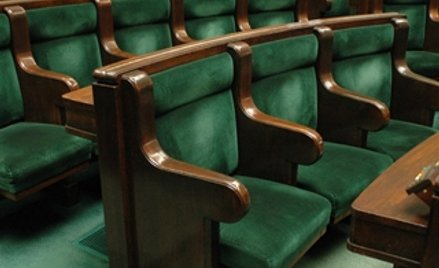 Niechciane i zapomniane ustawy w marszałkowskiej szufladzie