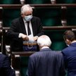 Jarosław Kaczyński na razie mobilizuje otoczenie, elektorat czeka