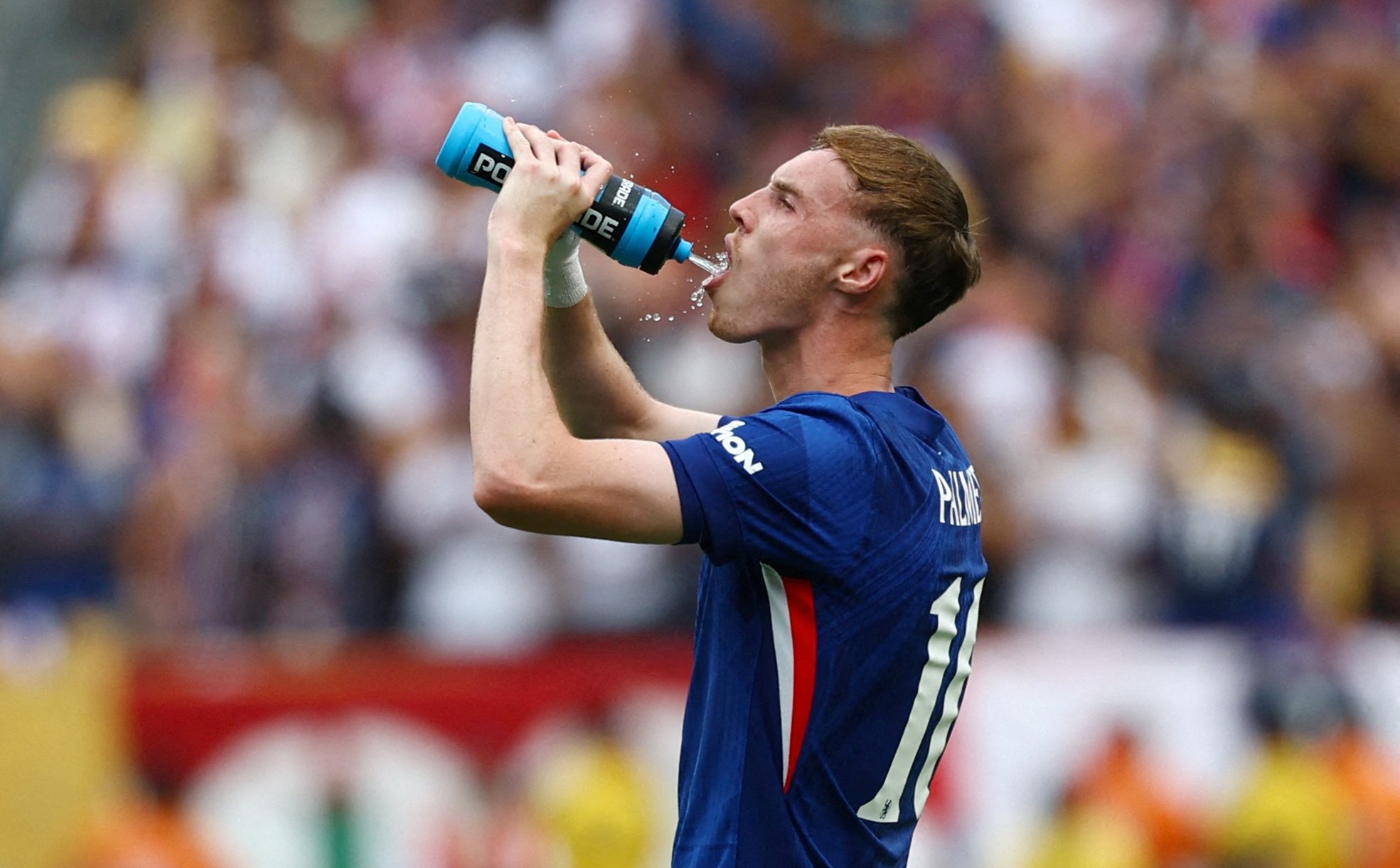 Mundial 2026 z obowiązkową przerwą na wodę i na reklamę