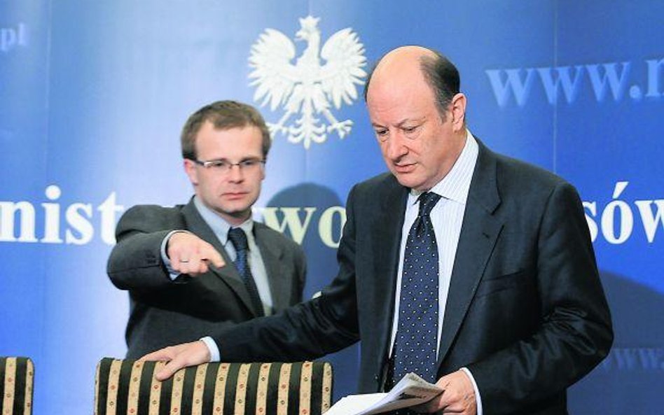 Deficyt budżetowy w 2009 r. był mniejszy, niż planowano. Głównym zmartwieniem ministra finansów Jack