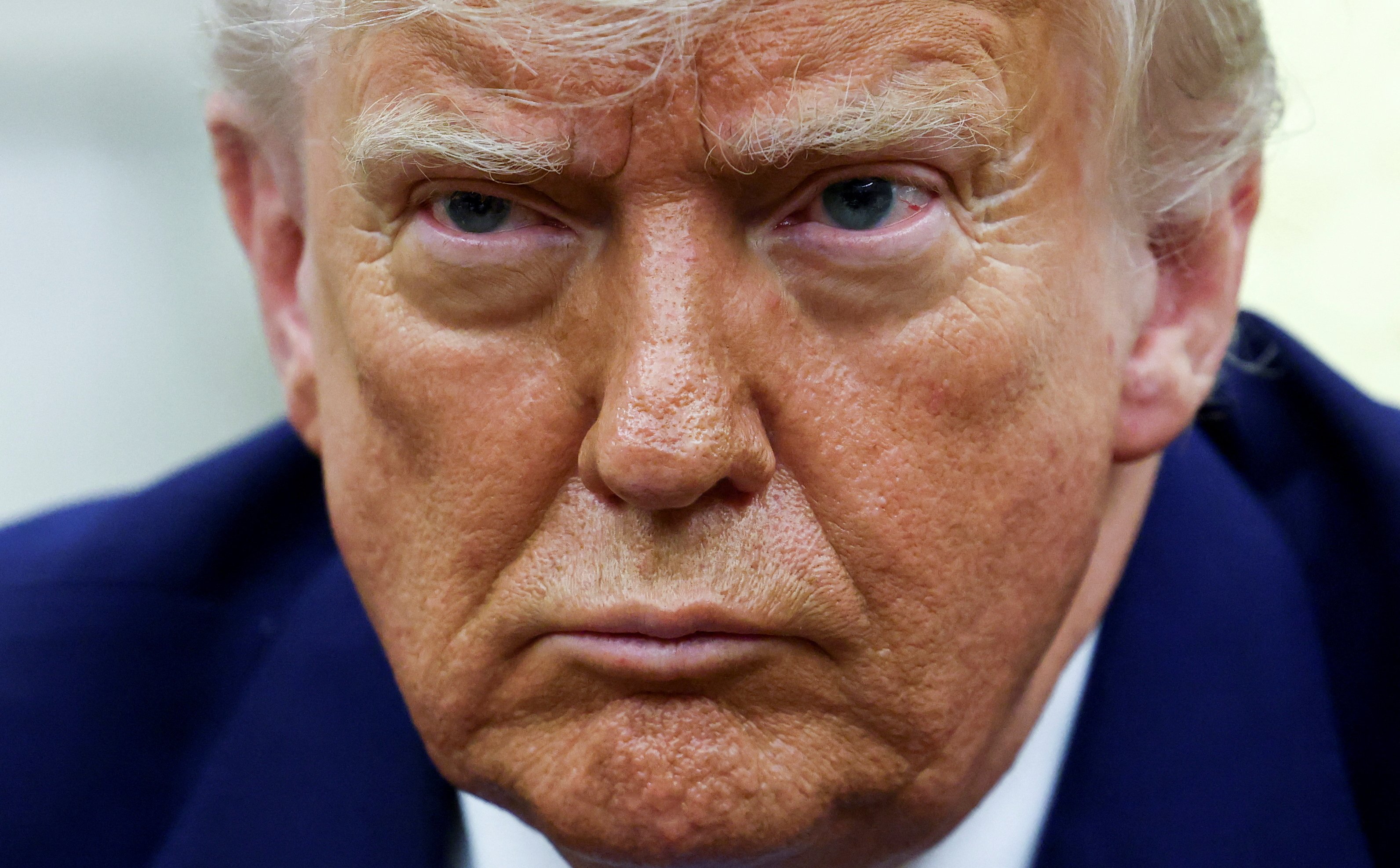 Waszyngton wymusza cięcia w programach pomocowych dla imigrantów