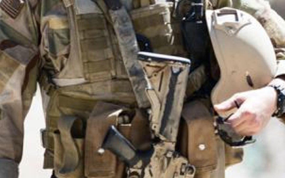 Nominowany do Oscara Bradley Cooper jako snajper Kyle