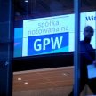 Indeksy rosną, ale na małych obrotach