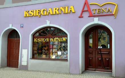 W mieście Kamienna Góra w województwie dolnośląskim niemal wszystkie księgarnie już upadły. Jedną z 