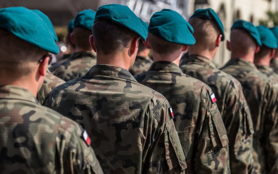 Więcej potencjalnych wojskowych - MON zmienia wymogi ws. zdolności do służby