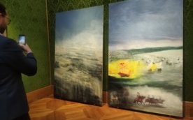 Pejzażowe obrazy Łukasza Stokłosy na wystawie w Zamku Królewskim w Warszawie