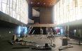 Instalacja Abbasa Zahedi z piszczałek organów w Kulturkirche Liebfrauen w Duisburgu