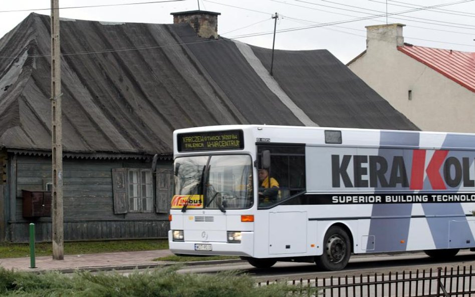 Np. do 51-procentowej ulgi przy przejazdach środkami publicznego transportu zbiorowego autobusowego 