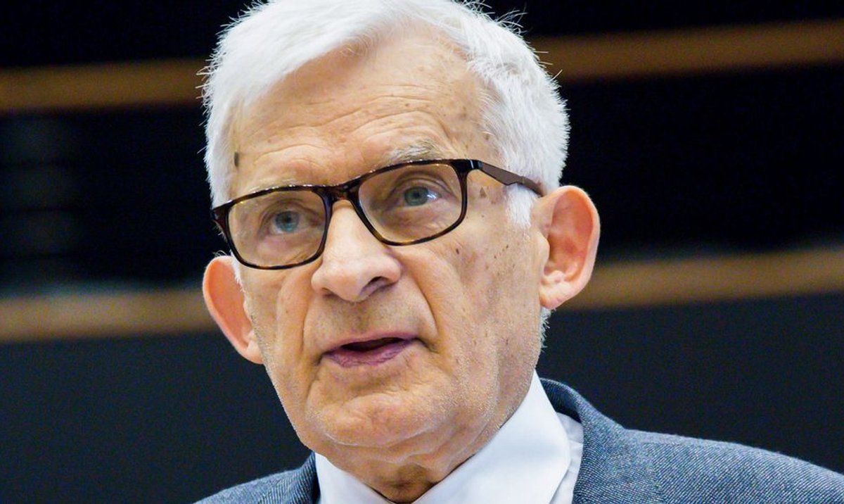 Jerzy Buzek: rekordzista polityczny. Były premier kończy 80 lat - rp.pl