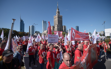 Marsz Gniewu pracowników budżetówki w Warszawie