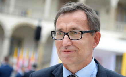 Co mógł począć prezes Jarosław Szarek w sytuacji, gdy wiedział, że IPN posiada podpisaną przez Choje