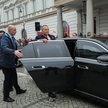 Karol Nawrocki jest wożony limuzynami SOP. Jego urzędnicy też będą jeździć komfortowo