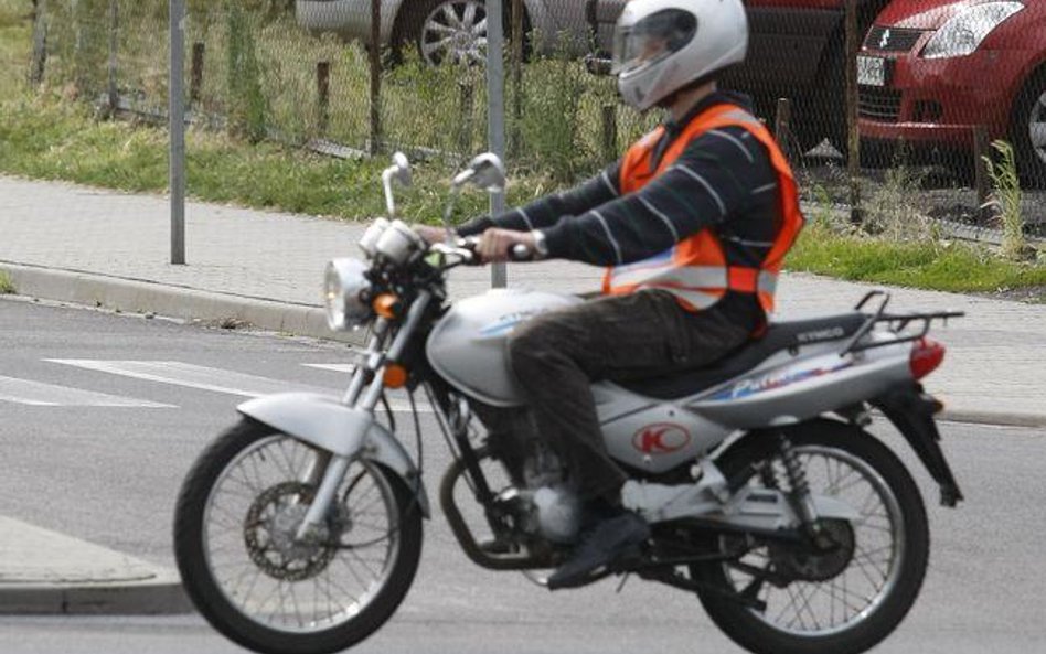 Motocykl, na którym jeździ się z prawem jazdy kat. A, może mieć silnik elektryczny.