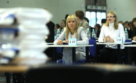 Egzamin na aplikację radcowską