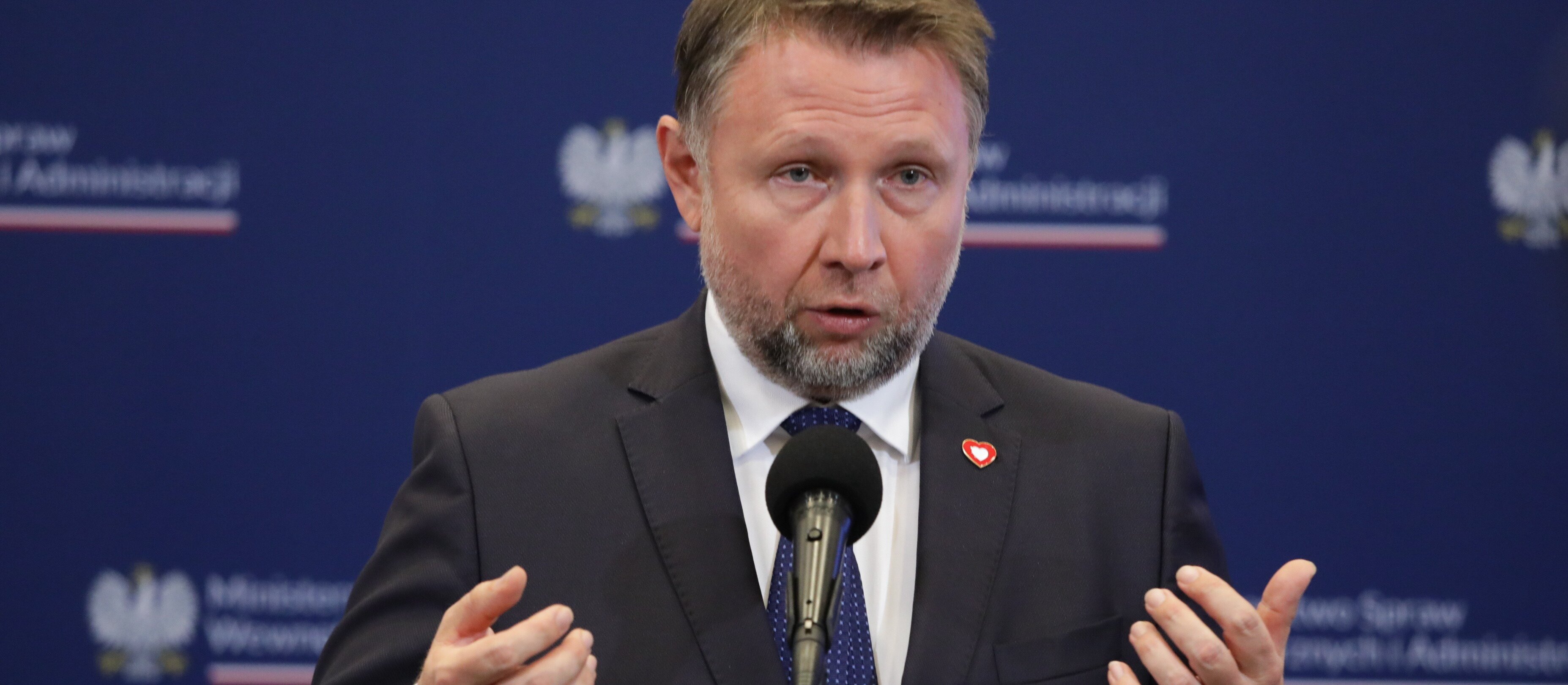 Rok odbudowy po powodzi. Marcin Kierwiński podsumowuje