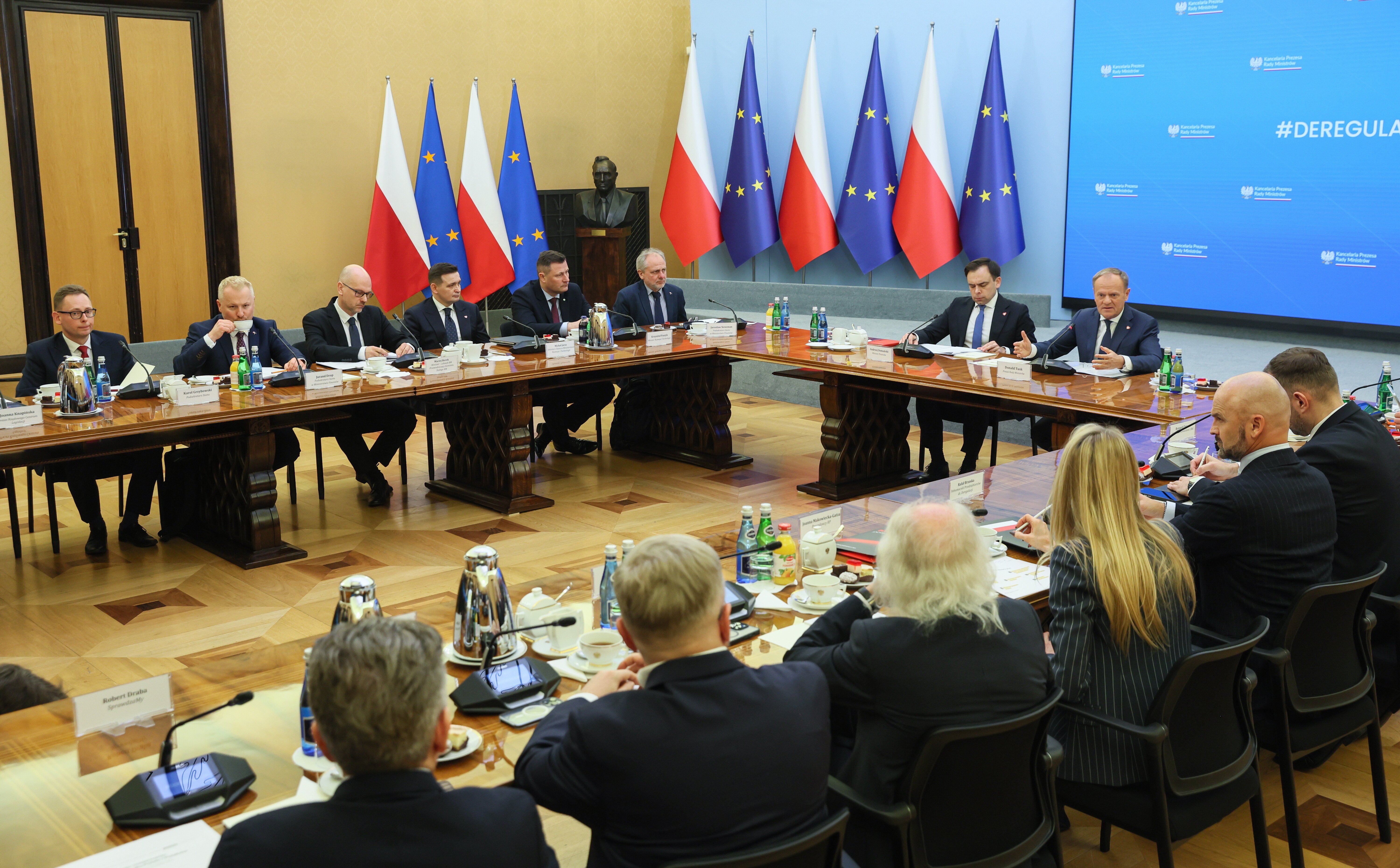 Deregulacja postępuje: 34 nowe postulaty i pakiet na posiedzeniu rządu