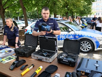 Policjanci zaprezentowali nowy sprzęt