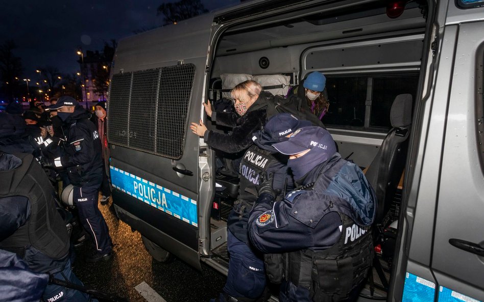 Rzecznik policji: Funkcjonariusze nie wiedzieli, że to dziennikarka