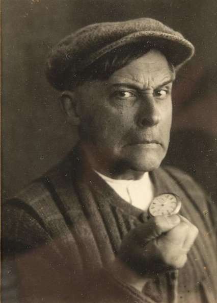 Zdjęcia autorstwa Witkacego: „Nieśmiały bandyta, groźny bandyta” (dyptyk, 1931 r.), zostały sprzedan