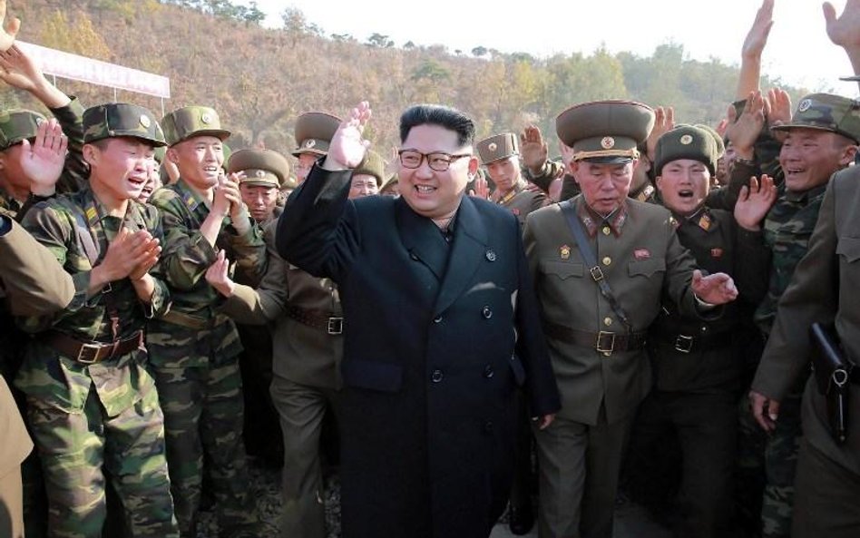 Kim Dzong Un do żołnierzy: Zabić przywódców Korei Płd.