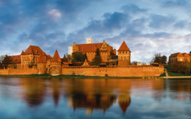 Położony nad Nogatem zamek w Malborku był w latach 1309–1457 rezydencją wielkich mistrzów zakonu krz