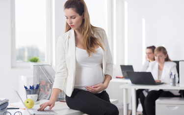 Nawet ciąża czy rodzicielstwo nie gwarantują możliwości pracy zdalnej