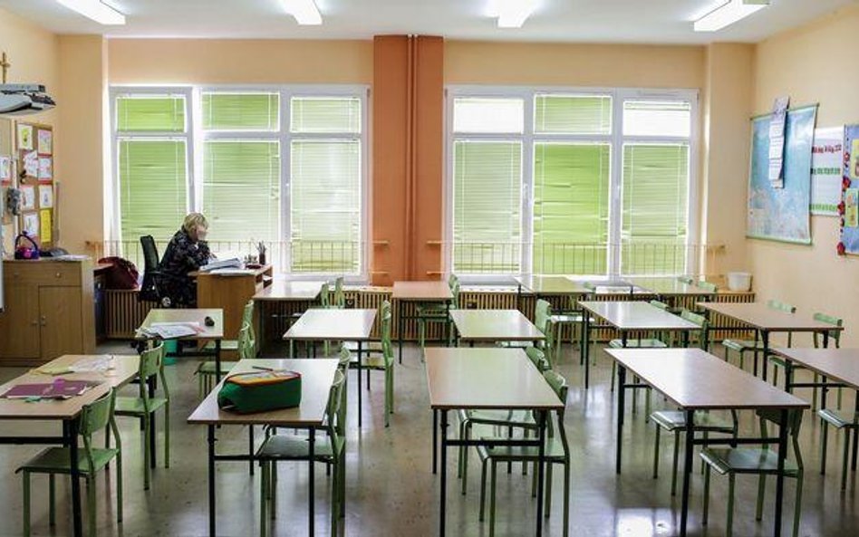 Ćwiek: Szkoły sceptyczne wobec testów