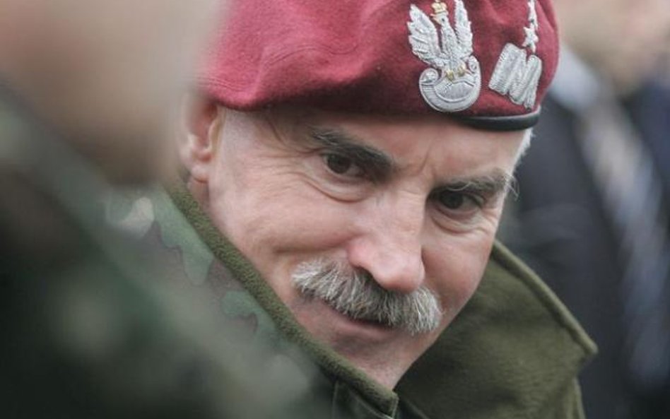 gen. Mieczysław Bieniek