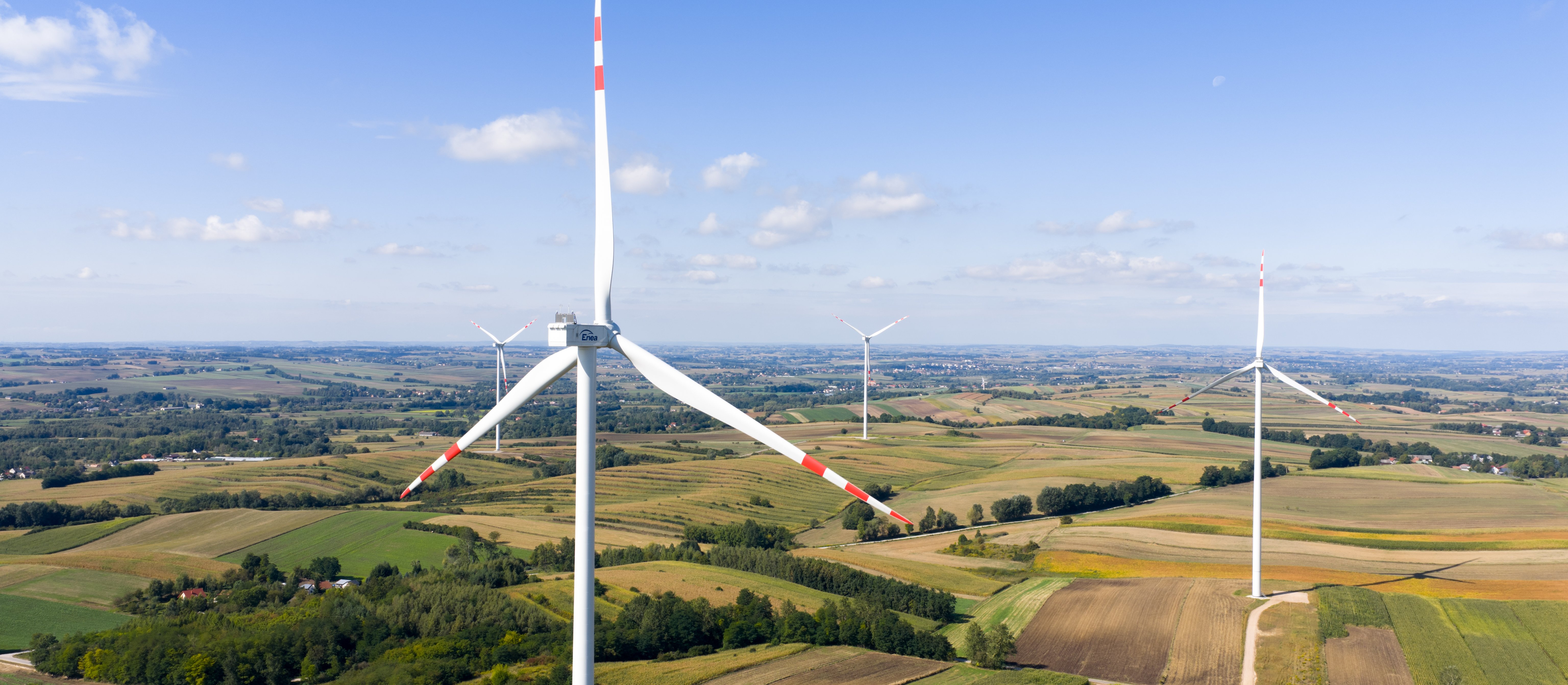 Wiatraki w Polsce przez cały czas powstają, chociaż z probemami