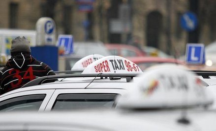 Nie wystarczy prawo jazdy, aby zostać taksówkarzem