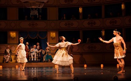 Yuka Ebihara, Aneta Zbrzeźniak, Carlos Martin Perez