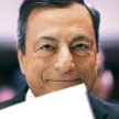 Mario Draghi, prezes EBC, pomógł strefie euro podnieść się z kryzysu i oczekuje, że politycy będą re