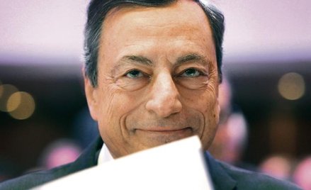Mario Draghi, prezes EBC, pomógł strefie euro podnieść się z kryzysu i oczekuje, że politycy będą re