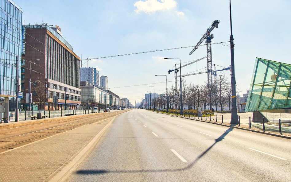 Warszawa. Marszałkowska mocniej się zazieleni