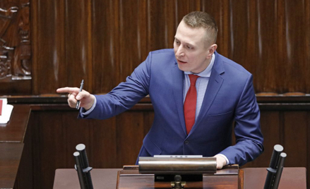 Brejza: Kierownictwo MON powinno przesiąść się do Wołgi