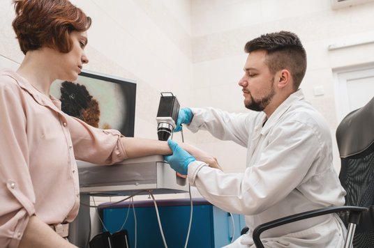 Najczęstszymi sytuacjami, w których polisa niosła pomoc, były pobyt w szpitalu, operacja oraz uszcze