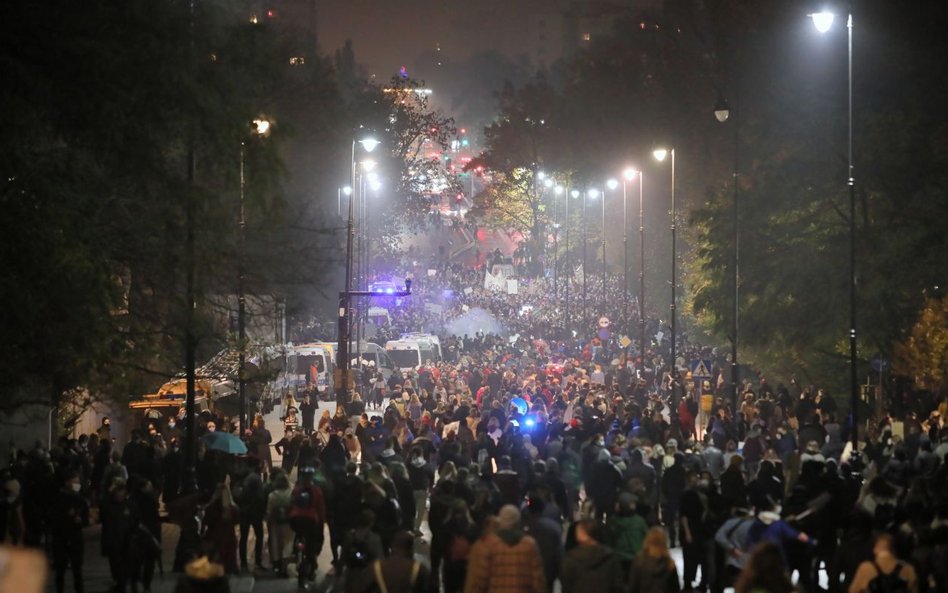 Październik 202o. Protesty po wyroku TK w sprawie ograniczenia prawa do legalnej aborcji