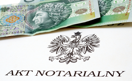Fiskus kwestionuje opłaty naliczane przez notariuszy