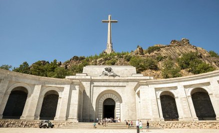 Jest niemal pewne, że wieczny spoczynek gen. Franco nie potrwa nawet pół wieku.