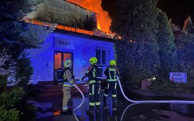 Na miejscu pracuje ponad 50 zastępów straży pożarnej