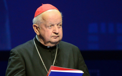 Kardynał Stanisław Dziwisz odpiera zarzuty
