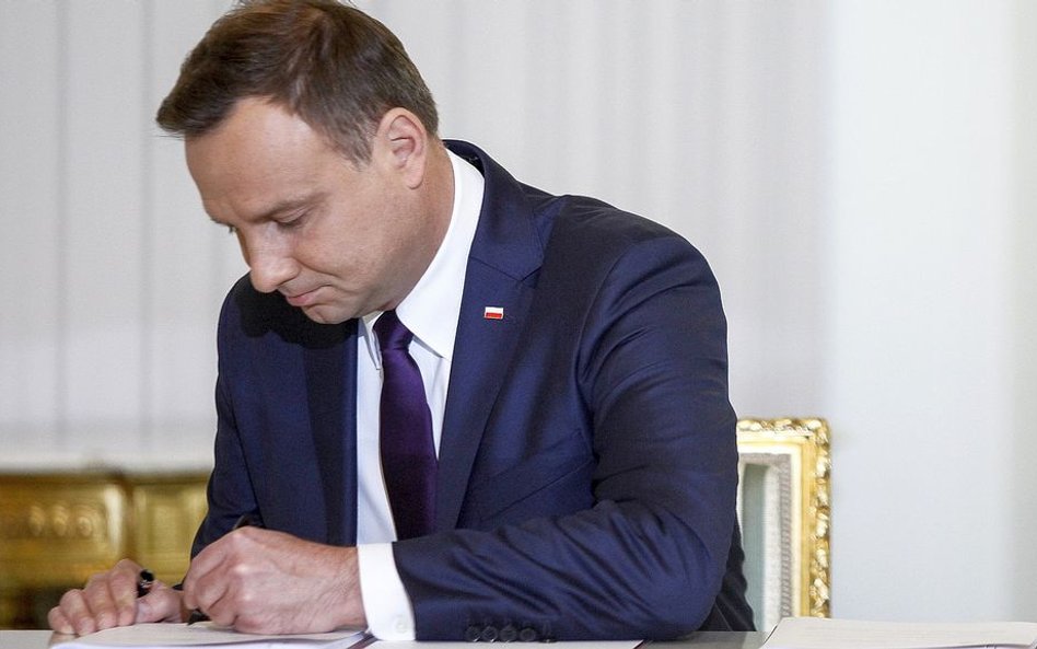 Wniosek prezydenta do TK o zbadanie nowelizacji ustawy o systemie ubezpieczeń społecznych