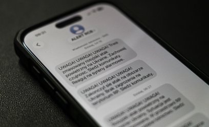 Szkoły i urzędy ewakuowane po alercie RCB. Czy procedury bezpieczeństwa zadziałały?