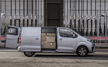 Toyota z Suzuki wyprodukują furgonetki z napędem elektrycznym i wodorowym