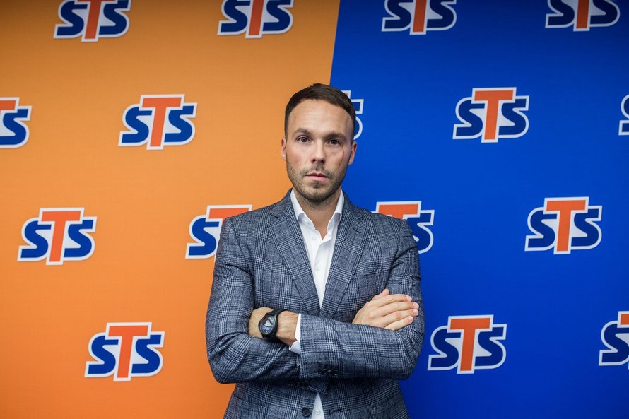 Dzień później STS, którego prezesem jest Mateusz Juroszek.