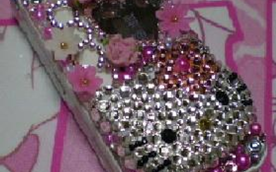 Telefon Hello Kitty podbija serca dziewczynek na całym świecie