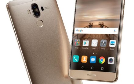 Obudowa jest zaskakująco szczupła jak na smartfon z tak wielkim ekranem